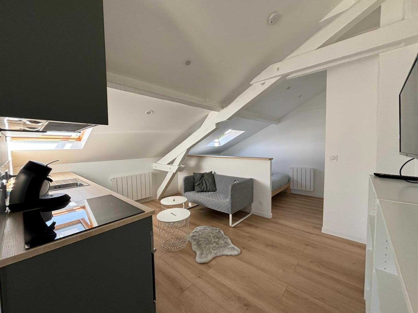 Apartment Ma Belle Conciergerie - Le Petit Corbeil-Essonnes